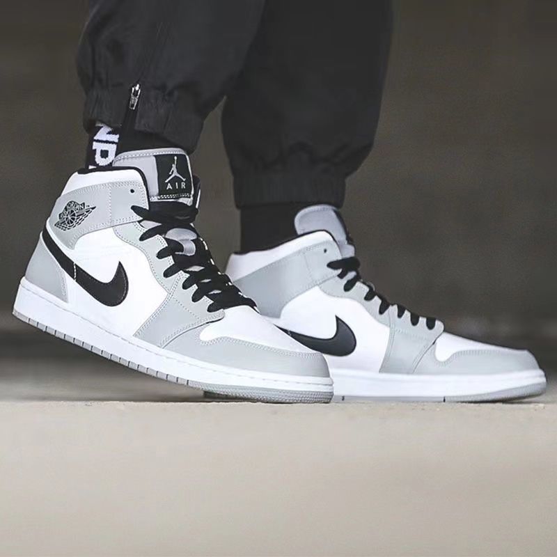 AJ1 ハイトップバスケットボールシューズカジュアルスニーカースポーツシューズ aj 男女兼用シューズ aj インバーカー煙灰パンダ黒と白の黒曜石|undefined