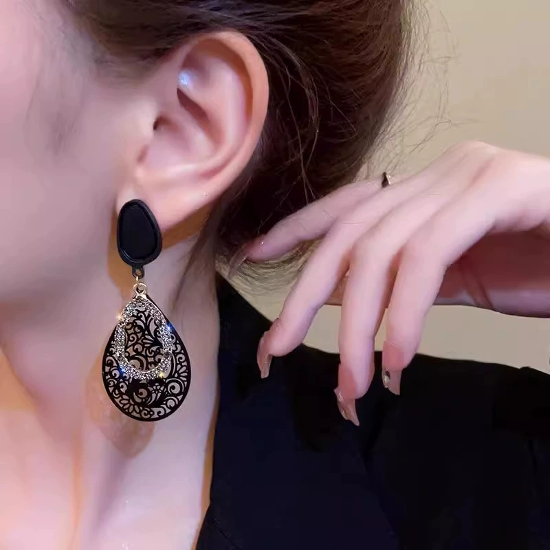 Сережки-уши, милые маленькие сережки, дизайн ожерелья из жемчуга с цветочным узором, без пирсинга