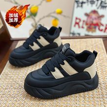 2025秋冬季百搭软底加绒加厚软皮休闲运动板鞋正品女鞋厚底面包鞋