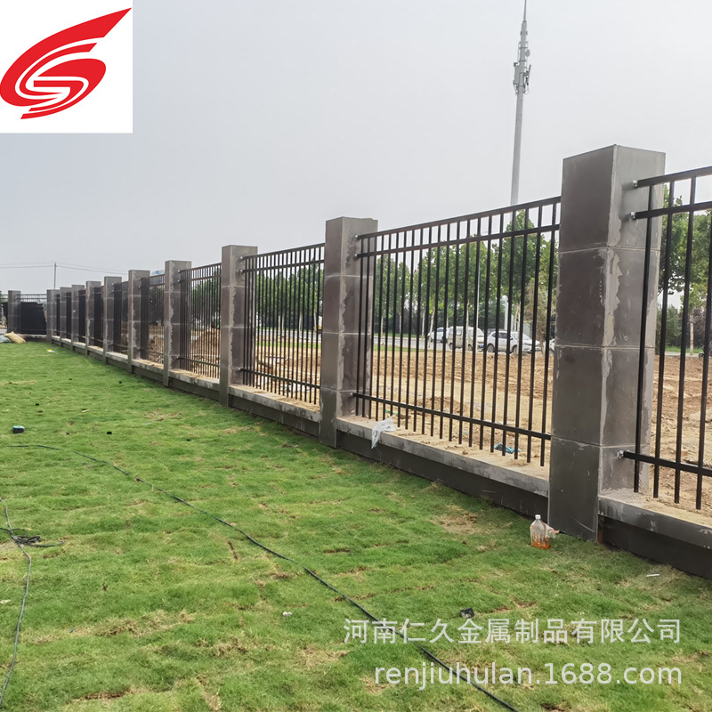 新乡围墙护栏仁久小区铁艺围栏厂区景区铁栅栏制作安装