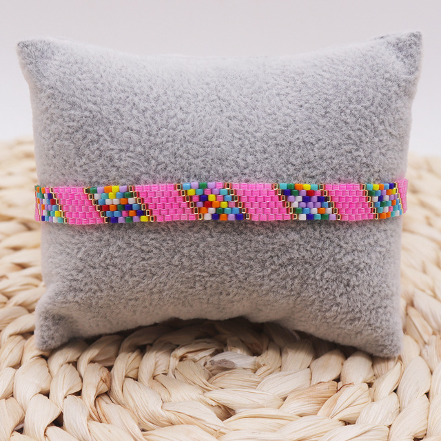 Bohemian Style Macaron Color Simple Geometric Miyuki Bracelet Women's Hand-woven Adjustable Bracelet display picture 2