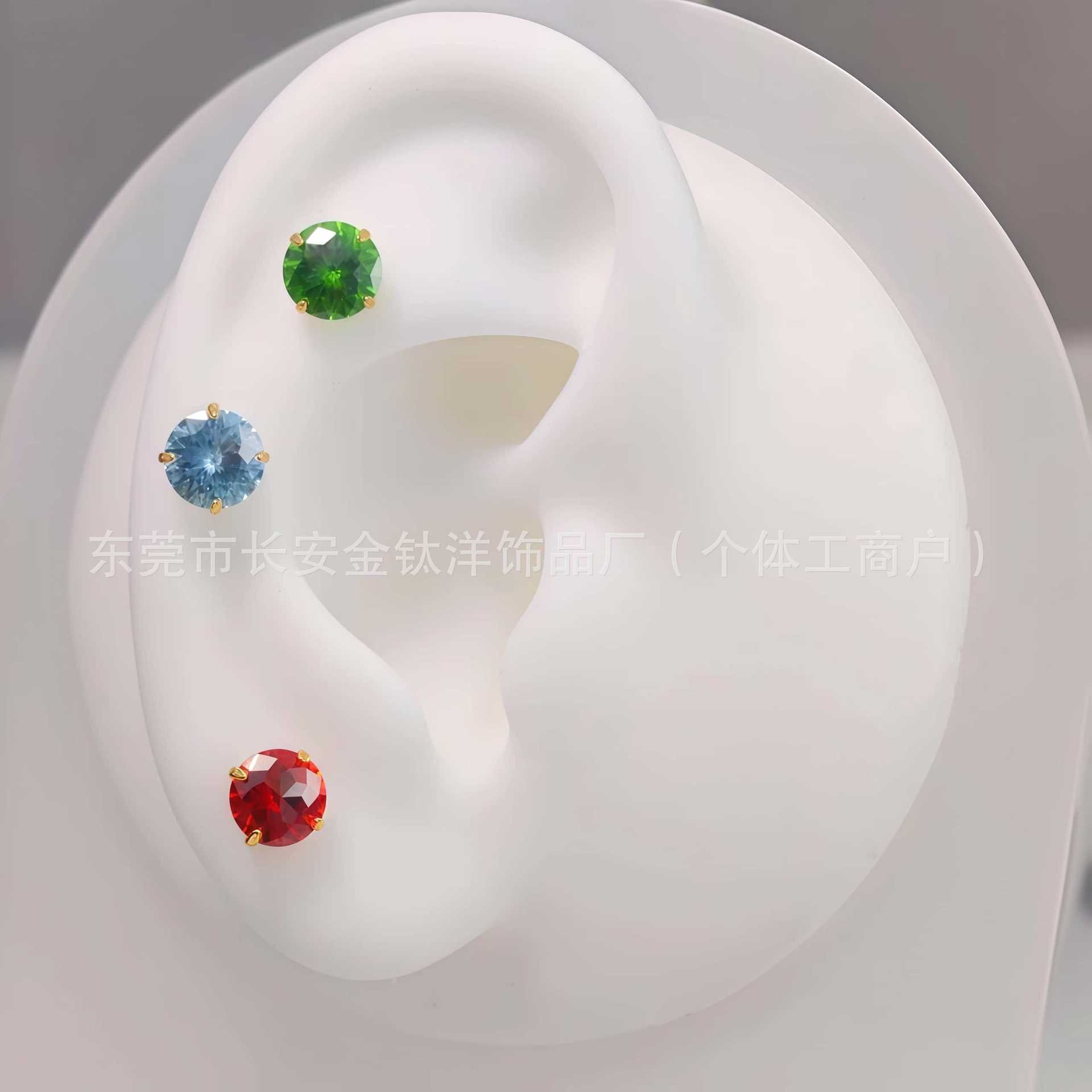 F136 Titanium 18K Gold Plated Zircon Lip Stud Earrings G23 Titanium Alloy Body Piercing Jewelry Ear Bone Studs detail image 4