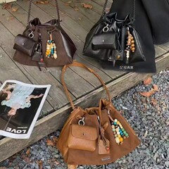 小众设计真皮腋下水桶包包女2025秋冬新款磨砂拼接时尚单肩斜挎包
