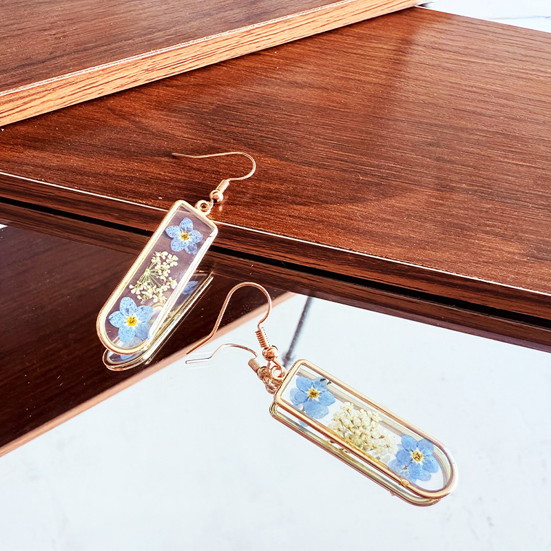New Blue Series Immortal Dried Flowers Small Earrings Handmade Glue Forget-Me-Not Flower Earrings Jewelry Cross-Border