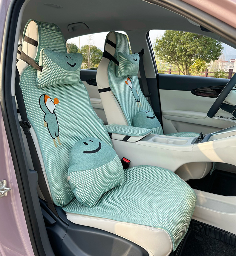 Suitable for Geely Xingyuan Car Seat Cover, Four-Season Semi-Enclosed New Ice Silk Seat Cushion, Xingyuan Special Car Seat Cushion for Women