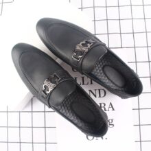 Ӣ���r�����eСƤЬ�м��^���_��Ьһ�_�ź�ɫ����Ь�̄����b033