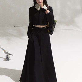 时尚休闲套装;女式针织衫;连衣裙