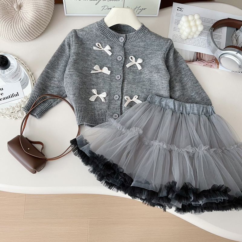 女童毛衣2024新款秋装洋气儿童针织开衫时髦网纱半身裙套装