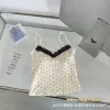Жёлтый в горошек