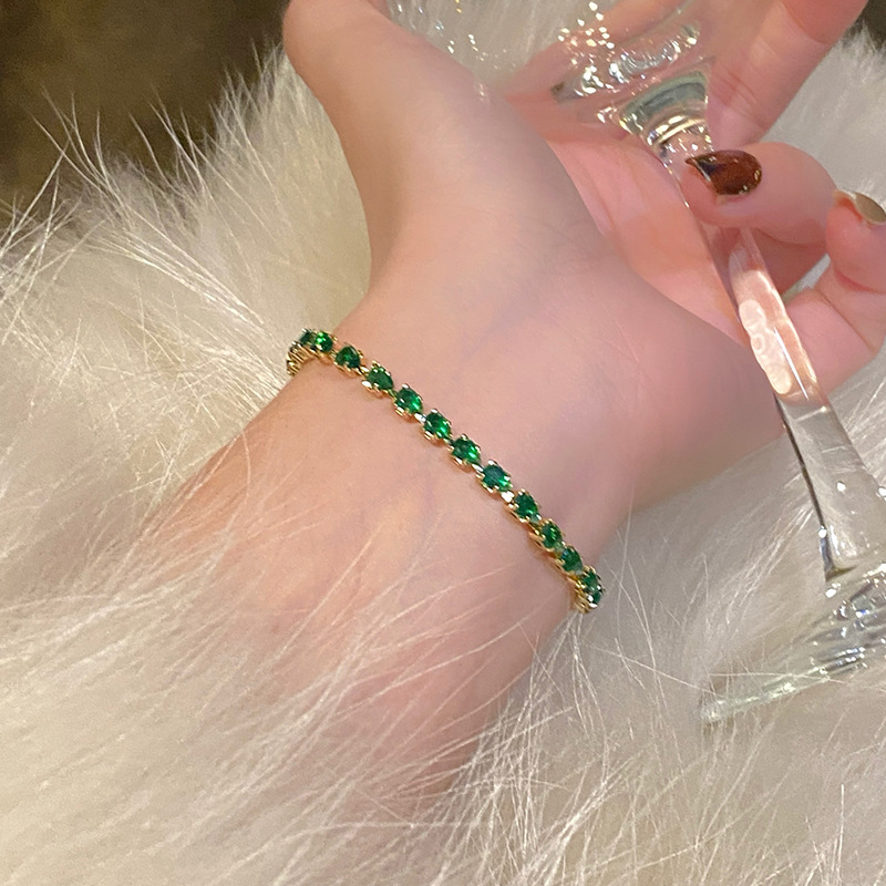 Real Gold Electroplated Emerald Water Drops Zircon Bracelet Small Fresh High-end Elegant Bracelet Exquisite Light Luxury Bracelet Real Gold Electroplated Emerald Water Drops Zircon Bracelet Small Fresh High-end Elegant Bracelet Exquisite Light Luxury Bracelet