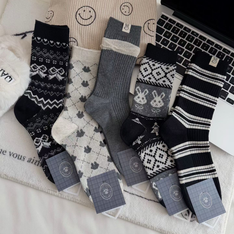 Low-saturation matte gray Korean-style college-style women's socks with diamond pattern and bow, double-needle, double-layer, thickened, warm, slouch socks