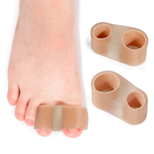 Big Toe Separator Hallux Valgus Separation Orthosis for Men and Women Wearable Shoes Silicone Toe Corrector