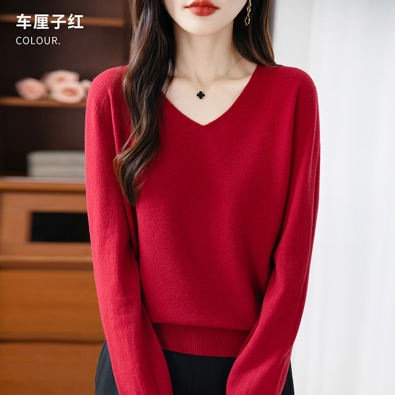 秋冬新款女长袖平面针织毛衣V领套头百搭宽松显瘦纯色内搭毛衣长