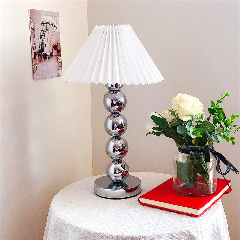 Estilo nórdico retro Bauhaus lámpara de escritorio estudio modelo habitación lámpara de escritorio dormitorio habitación decoración lámpara de noche