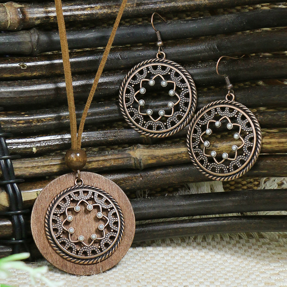 Estilo étnico aleación vintage colgante de madera collar europeo y americano popular antiguo angustiado pendientes geométricos transfronteriza nuevo traje