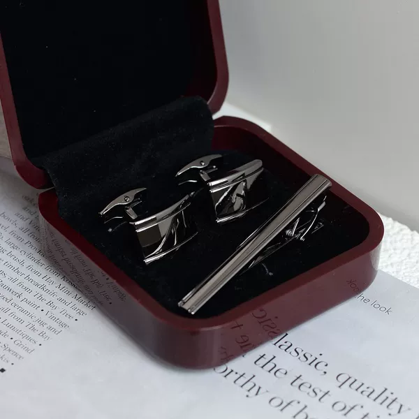 #61/gun black (tie clip + cufflink)