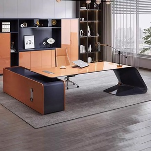 Italian Light Luxury Baking Paint Fashion Desk Personalized Simple Modern Atmosphere High-end Corner Office Desk