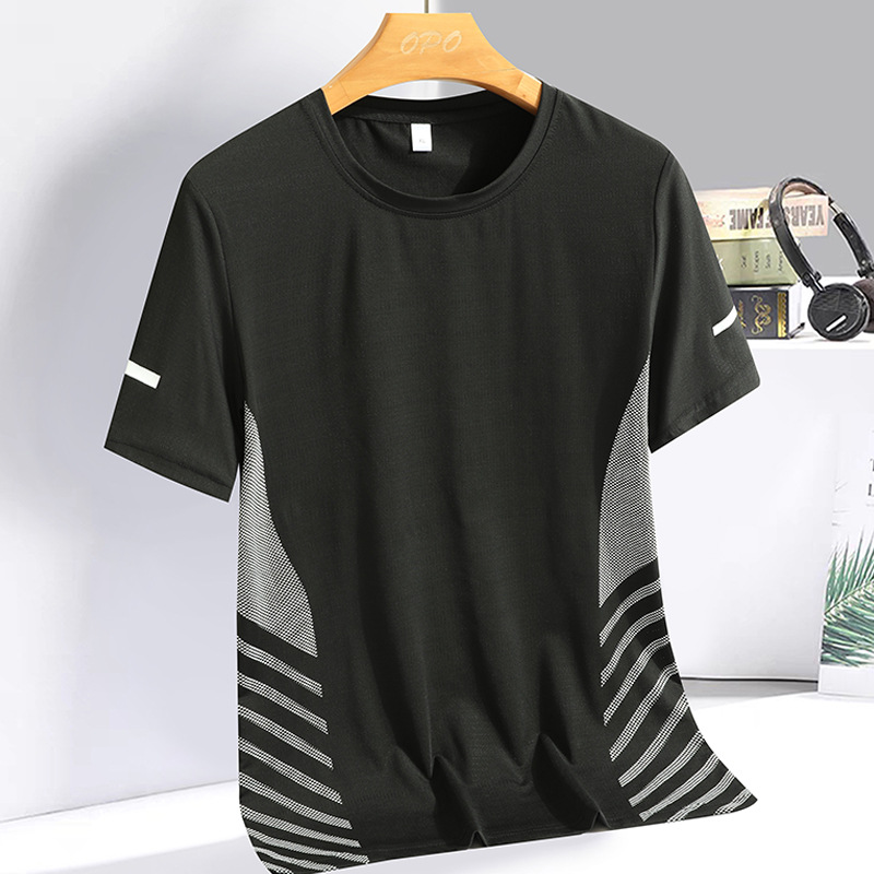 Camiseta de manga corta de seda helada para hombre, verano 2026, de secado rápido, alta elasticidad, informal, fina, holgada, deportiva, top de fitness de media manga, a la moda.