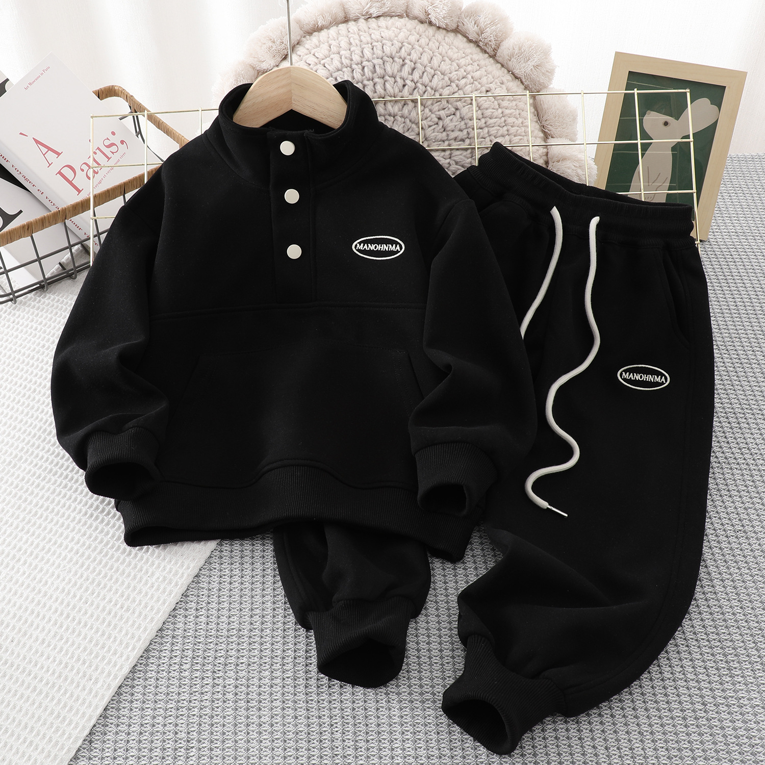 남학생 스탠드 칼라 스냅 버튼 세트 2024 년 새 어린이 운동복 봄과 가을 어린이 코트 바지 투피스 세트