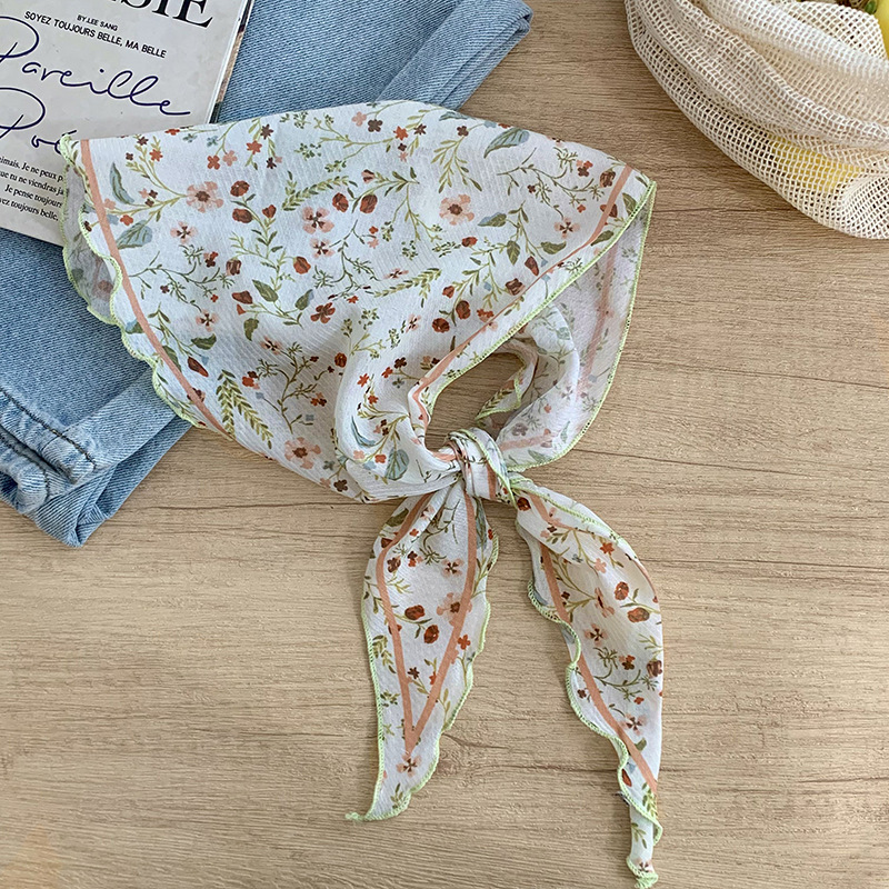 Bufanda de seda nuevo estilo protector para el cuello bufanda para el cuello pequeño y fresco pañuelo floral a cuadros cinturón para el cabello para atar el cabello bufanda triangular multiusos para atar la cintura