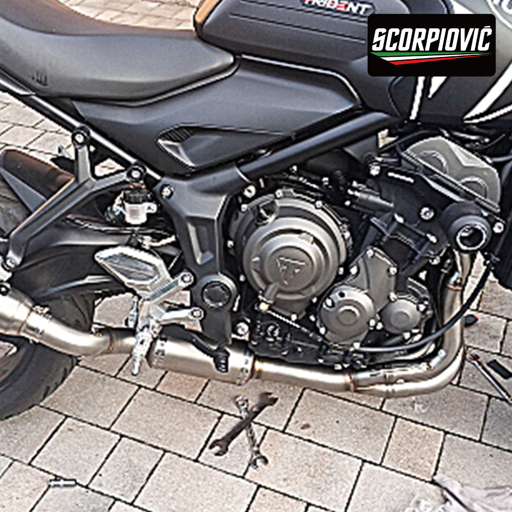 Triumph 660 Daytona Trident Tigersport Full Exhaust System Modification with Akrapovic Arrow Brand Tail Section