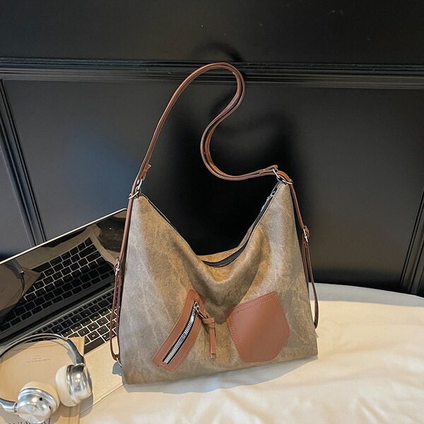 Retro capacious demi-season one-shoulder bag