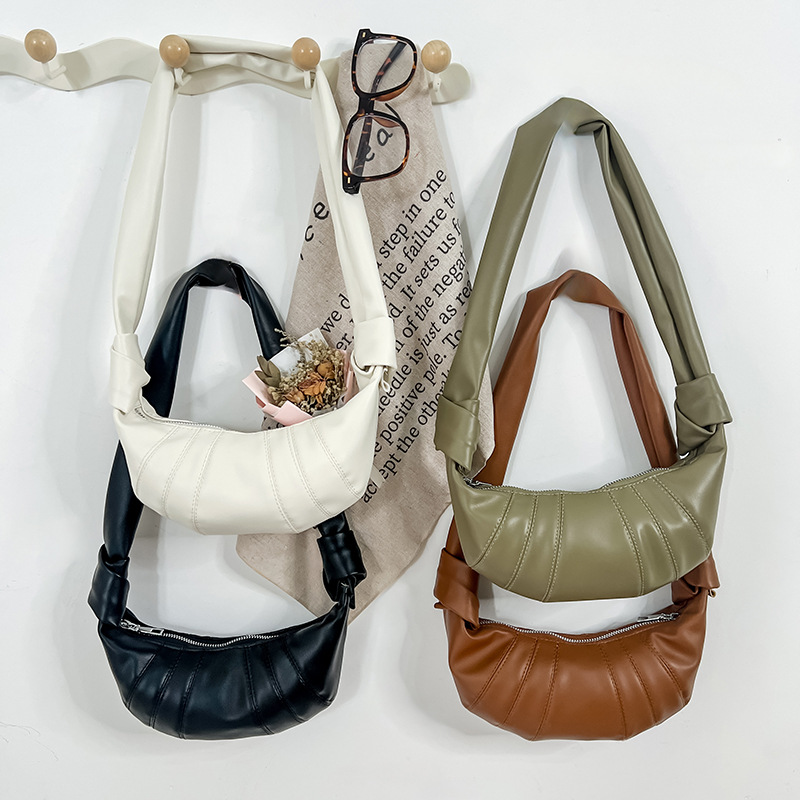 Bolsas de cor de toro de color sólido extranjero para niños y niñas, bolsas de bolsas populares coreanas para niños 2025 nuevas bolsas de hombro para niños