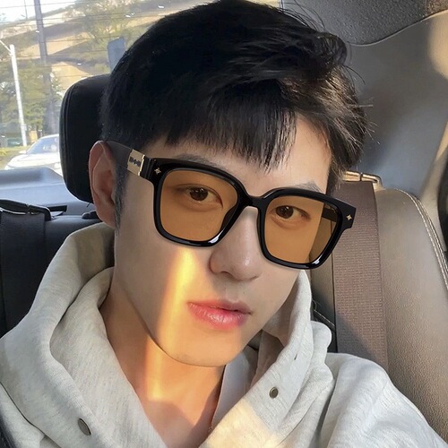 New style Wang Jiaer same style sunglasses men's large frame square brown sunglasses women's sun protection fashion blade glasses wholesale