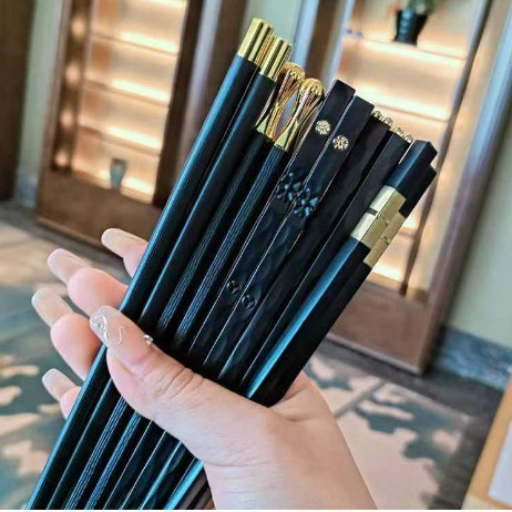 新款筷子家用防滑不发霉一双情侣家庭专用抗菌轻奢高档北欧合金筷|undefined