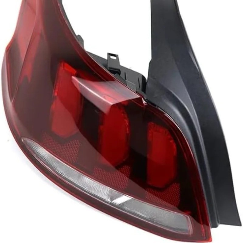 Aplicable a 17 18 19 nuevo Dongfeng Peugeot 301 luz trasera semi-conjunto luz de freno hacia atrás luz de dirección