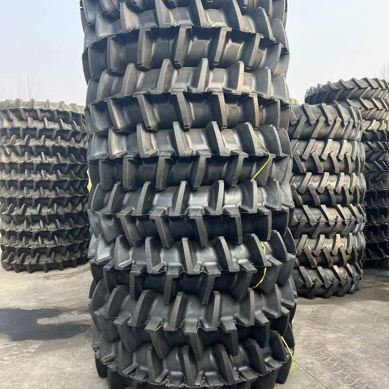 水田高花轮胎12.4-28  12.4-24农用拖拉机轮胎抗磨抗刺扎载重