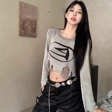 甜酷美式复古风破洞拉丝针织衫女装秋短款露脐别致套头罩衫上衣