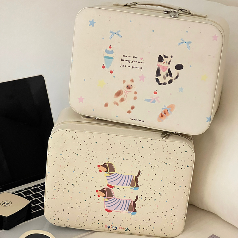 Lindo estuche de cosméticos 2024 bolsa de cosméticos portátil de gran capacidad con espejo bolsa de almacenamiento portátil para viajes de nicho