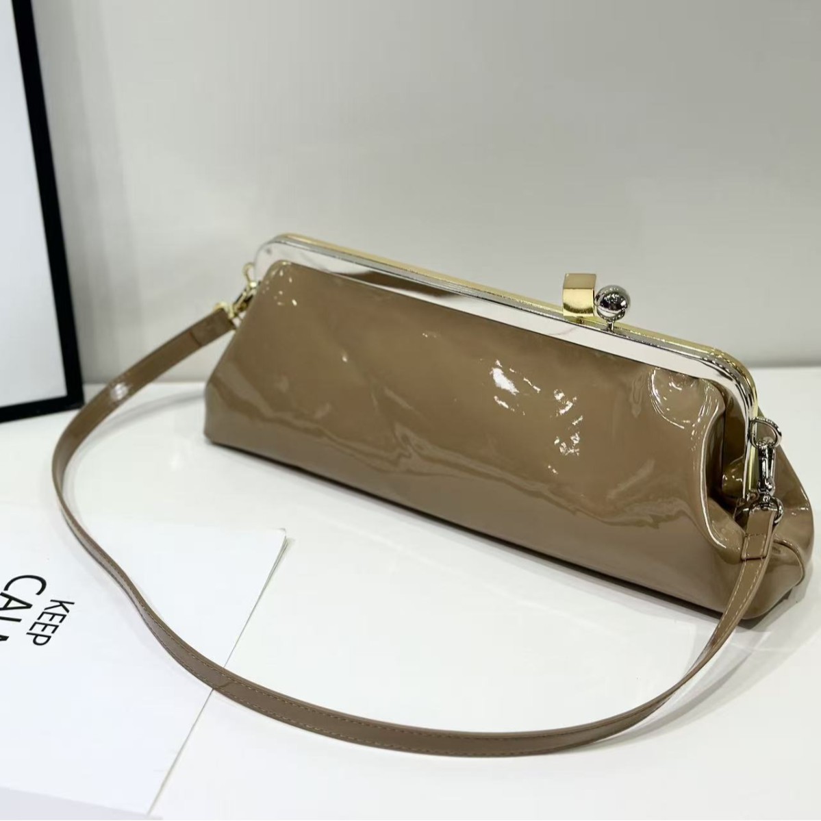 Bolsa baguette espelhada elegante para mulher mala de noite_voghion.com