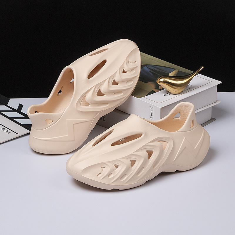 Hollow respirables sandalias de los hombres al aire libre sandalias playa cerrado toe EVA uno de los zapatos agujero verano moda Zapatos