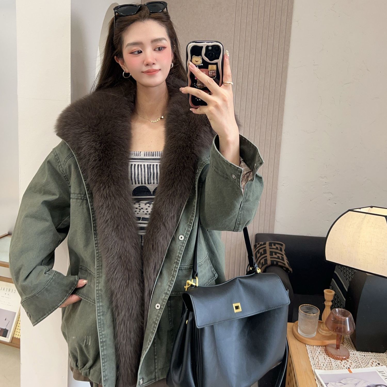 2025新高级感整皮仿大狐狸毛领皮草外套女羽绒棉内胆中长款派克服