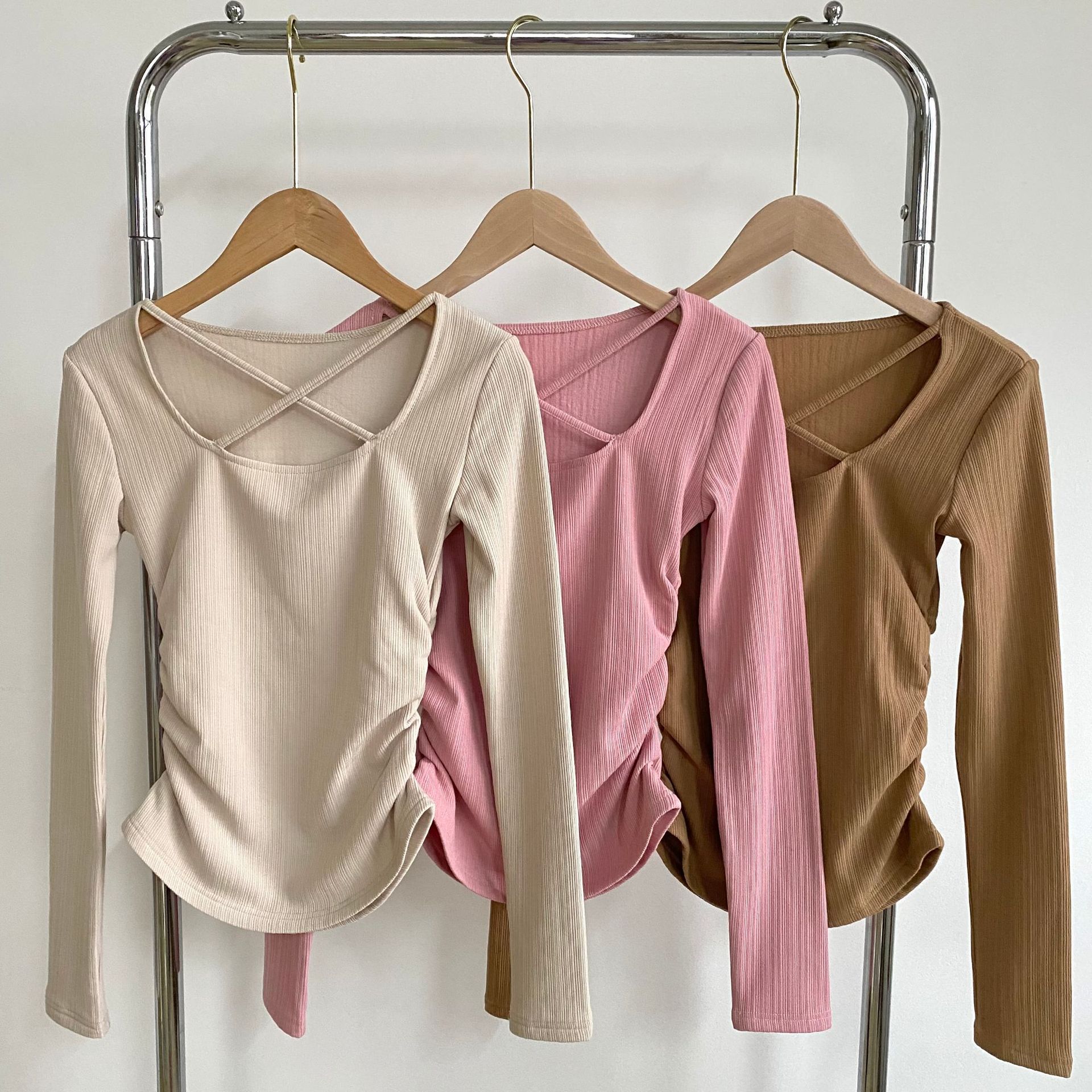 加绒加皱纯欲交叉打底衫