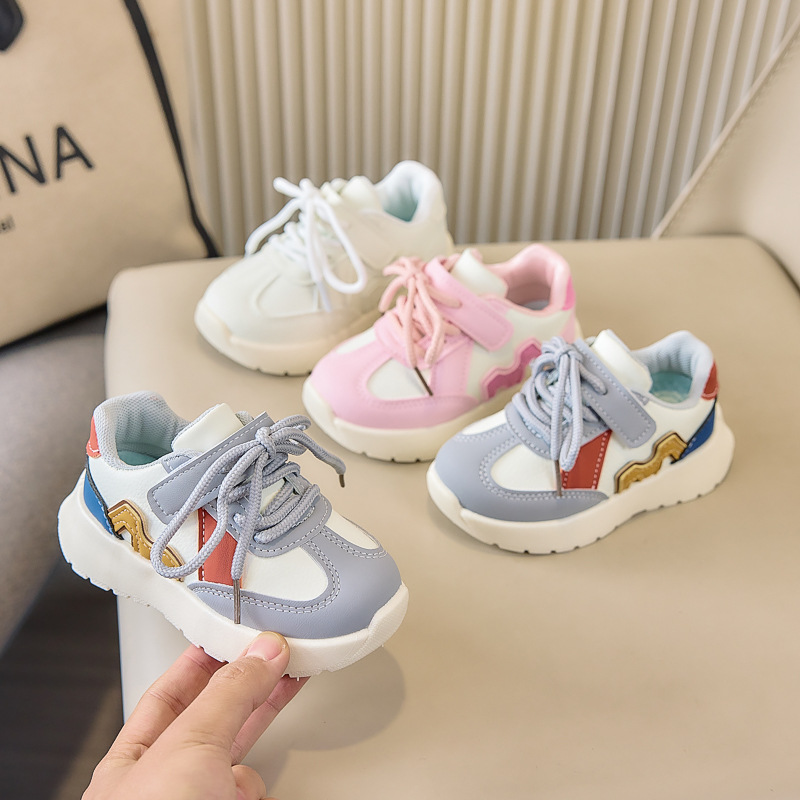 Zapatos deportivos para niños 2026 primavera nuevos zapatos casuales para niños zapatos para niñas jardín de infantes zapatos para bebés