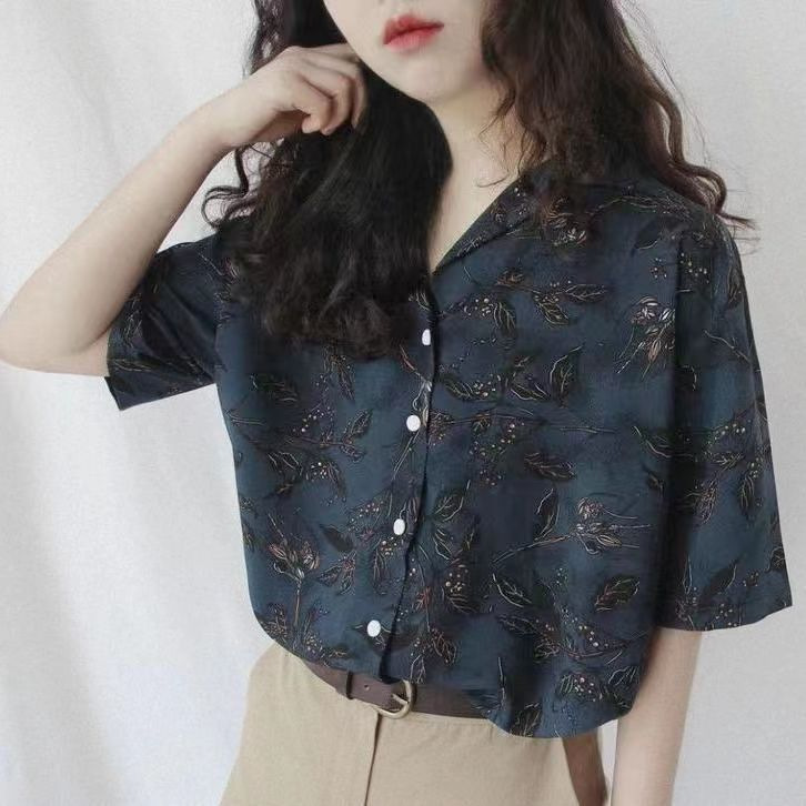New Unisex Ins Floral Print Shirt Anime Loose Couple Short-Sleeved Floral T-Shirt New Unisex Ins Floral Print Shirt Anime Loose Couple Short-Sleeved Floral T-Shirt