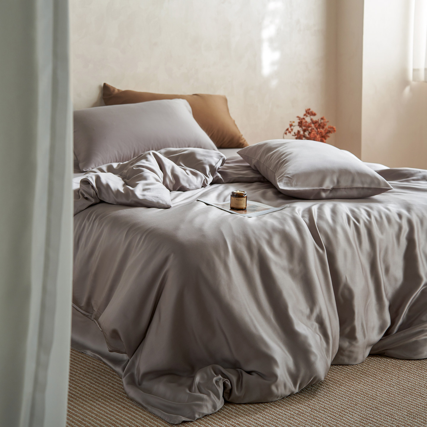 60-count Tencel Four-piece Bedding Set With Cooling Duvet And Sheet_voghion.com