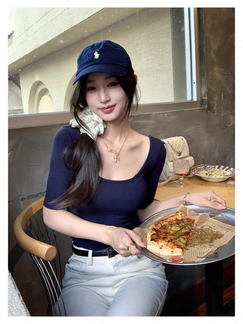 American Hot Girl Retro U-Neck Navy Blue Mid-Sleeve T-Shirt Women's Summer New Slim Slim Short Style Trendy Top