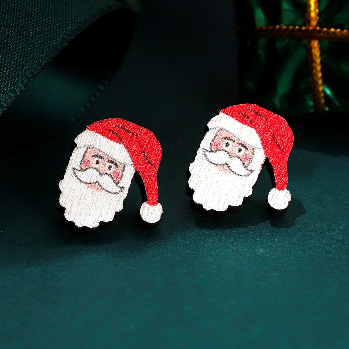 1 Pair Cute Christmas Hat Santa Claus Snowflake Wood Ear Studs display picture 2