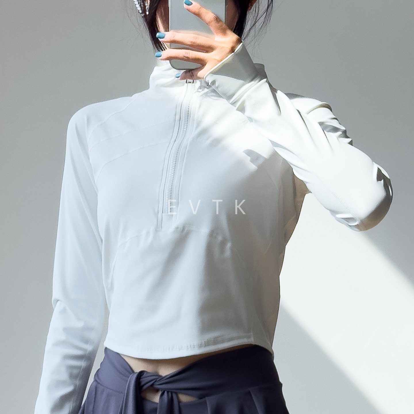 탑 [화이트]