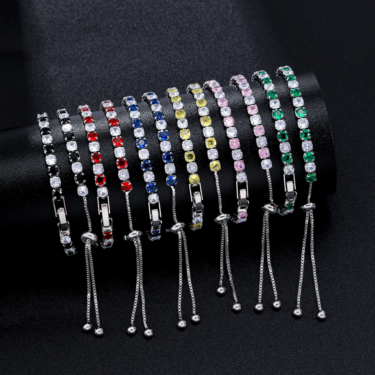 bracelet with zircon
