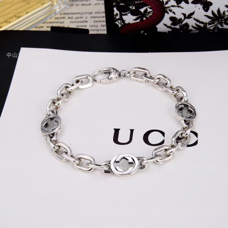 High-End Gujia White Gold Interlocking Letter Double g Interlocking Bracelet for Women Trendy Fashionable Cuban Chain Bracelet