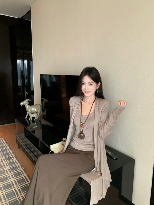 温柔风套装薄款开衫外套内搭背心女装秋季鱼尾裙半身裙长裙三件套|undefined