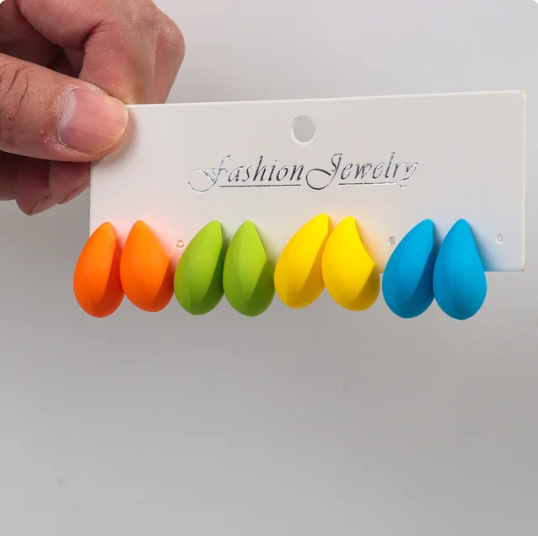 25g Weight Ear Studs Classification 1 Pair Quantity Daily Occasion Acrylic Material Water Droplets Pattern Women's Gender Plating Design IG Style, Classic Style Style 1 Pair IG Style Classic Style Water Droplets Plating Arylic Ear Studs 5