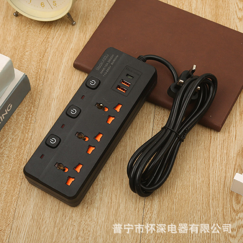 2US + 1PD con puerta de seguridad multicolor multi-indicador multi-interruptor toma de corriente de comercio exterior estándar británico estándar europeo estándar americano blanco y negro