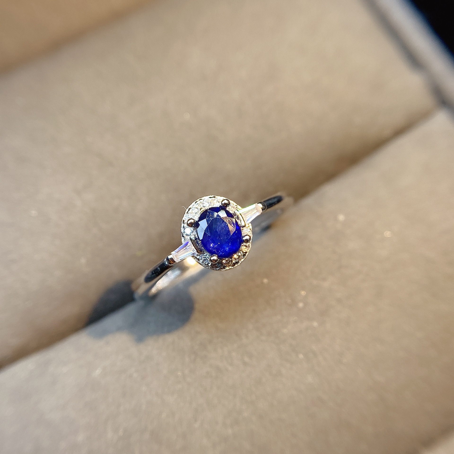 Tiktok, live, colorful, live, ring, fashion, Royal sapphire ring, etc ...