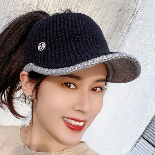 Fashionable Autumn/Winter Outdoor Winter Knitted Wool Baseball Cap Warm Visor Hat for Women, New Arrival Cold-Proof Flat-Brimmed Cap